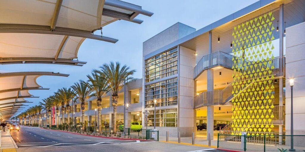 Delta Air Arrival and Departure Terminal